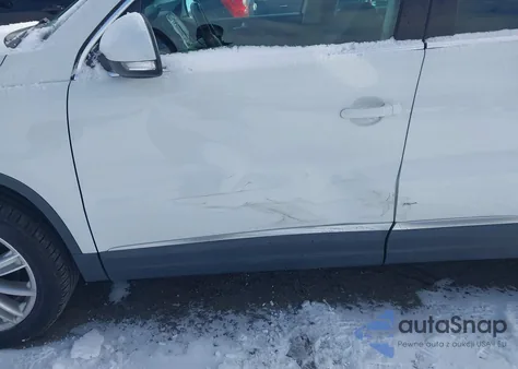 2016 Volkswagen Tiguan Se from USA, damaged, VIN WVGAV7AX9GW562833